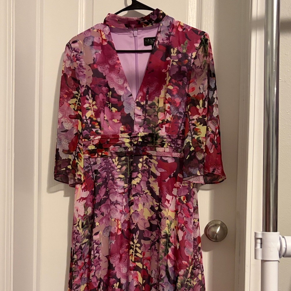 LAUNDRY by Shelli Segal Pink Floral V-Neck Fit-and-Flare Dress